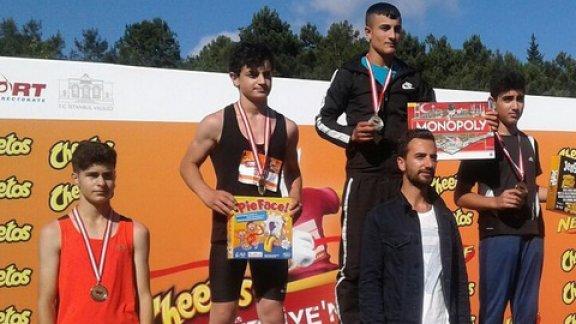 Mustafa Kemal Ortaokulu Öğrencisi Türkiye 4`üncüsü Oldu