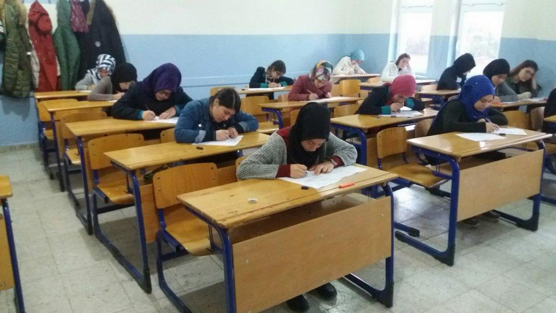    İlçe Milli Eğitim Müdürümüz Mustafa ÖZDEMİR`den Okullarımıza Ortak Sınav Ziyareti