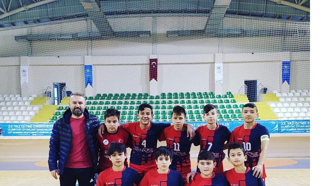 İlçemiz Anafartalar Ortaokulu Yıldız Erkekler Futsal Takımından İlçe Birinciliği