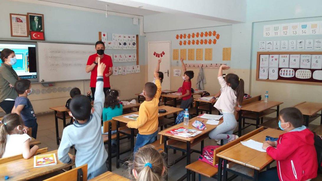 İlçe Milli Eğitim Şube Müdürü Kerim TORAMAN'dan Okullarımıza Ziyaret