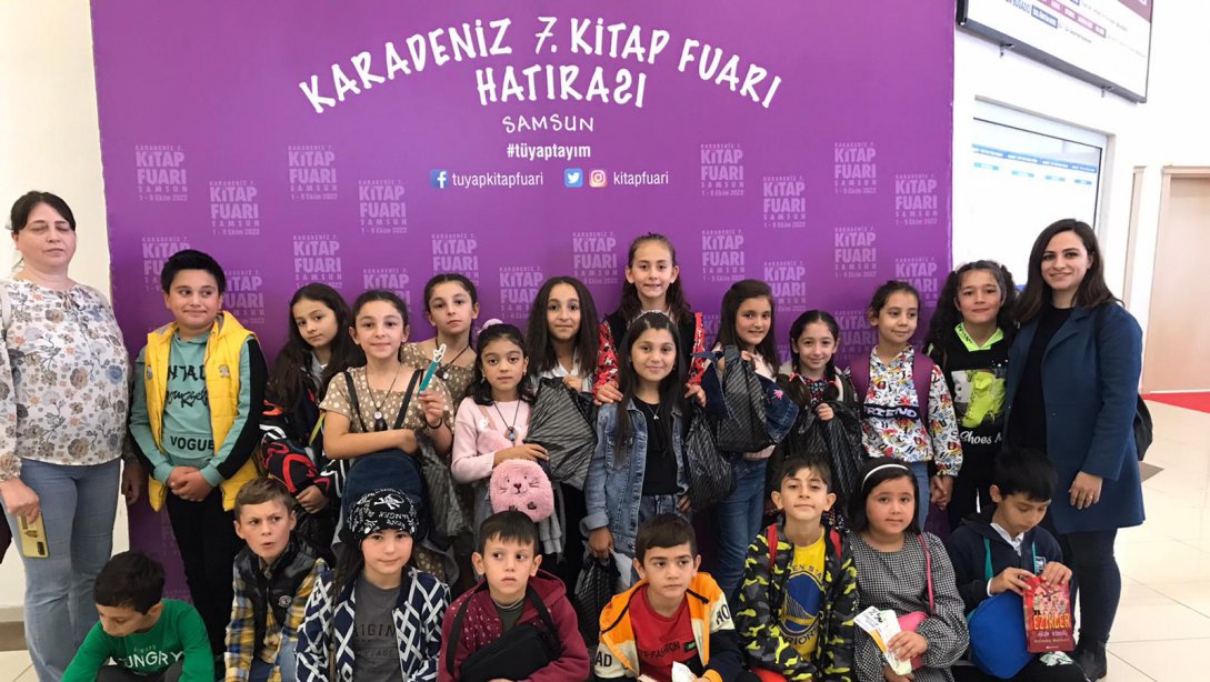 İlçemiz okulları Karadeniz 7.Kitap Fuar'ını ziyaret ettiler.